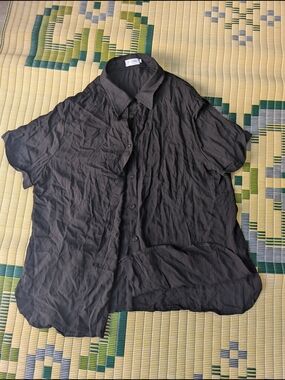 Black Short-Sleeve Button-Up Shirt